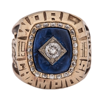 Rusty Staubs 1986 New York Mets World Series Champions Ring (Staub LOA)